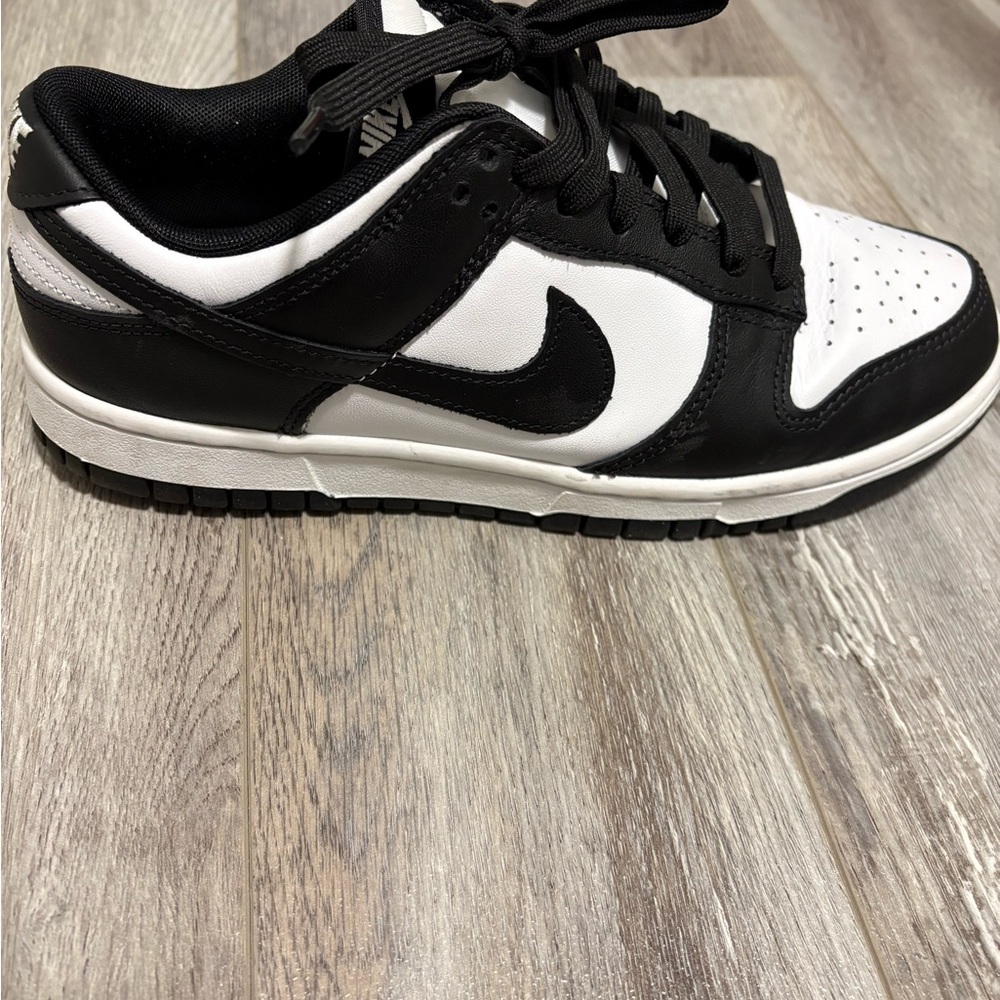 Nike Dunk Low Pandas
